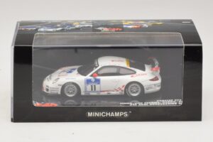 Porsche 911 997 GT3 RS #11 24 Hours Nurburgring 2010 Minichamps 1:43 437106711 Kovina – slika 4 od 5