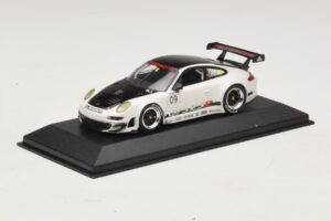Porsche 911 997 GT3 RSR #9 Presentation 2009 Minichamps 1:43 400096909 Kovina – slika 2 od 4