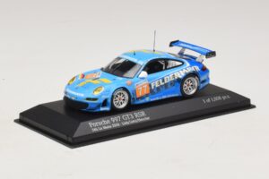 Porsche 911 997 GT3 RSR GT2 #77 M. Lieb / R. Lietz / W. Henzler 24 Hours of Le Mans 2010 Minichamps 1:43 410106977 Kovina – slika 2 od 4
