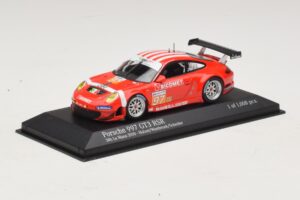 Porsche 911 997 GT3 RSR GT2 #97 M. Holzer / R. Westbrook 24 Hours of Le Mans 2010 Minichamps 1:43 410106997 Kovina – slika 2 od 4