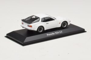 Porsche 924 GT Bel Maxichamps 1:43 940066121 Kovina – slika 2 od 4