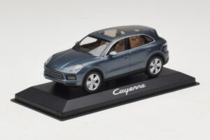 Porsche Cayenne E3 Blue Metallic Minichamps 1:43 WAP0203110J Kovina – slika 2 od 4