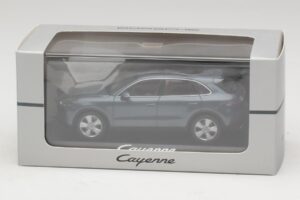Porsche Cayenne E3 Blue Metallic Minichamps 1:43 WAP0203110J Kovina – slika 4 od 4