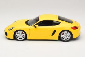 Porsche Cayman 981 Rumen Minichamps 1:18 110062220 Kovina – slika 4 od 8