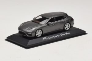 Porsche Panamera 971 Turbo Siva Metalik Minichamps 1:43 WAP0207610H Kovina – slika 2 od 4