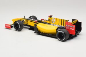 Renault R30 Showcar #11 R. Kubica F1 2010 Minichamps 1:18 150100081 Kovina – slika 5 od 6