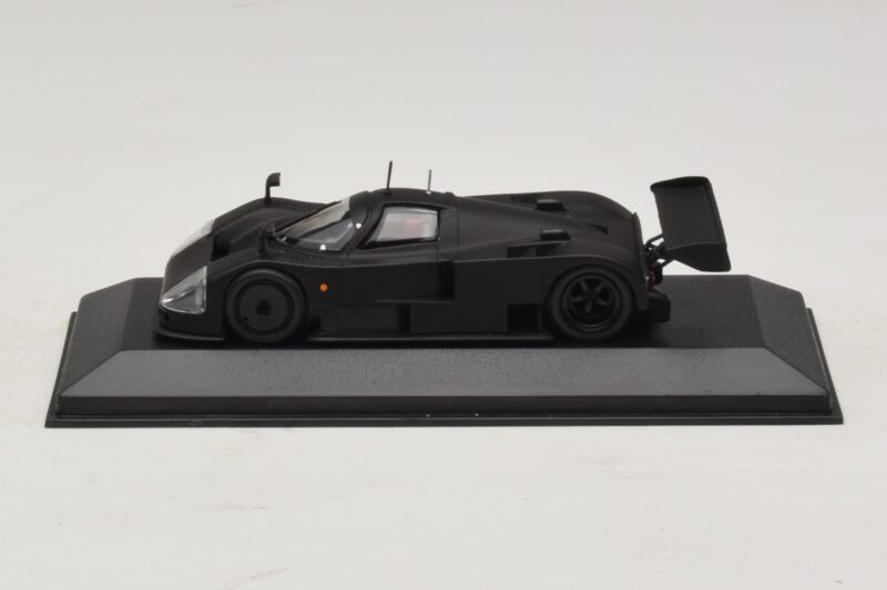 Sauber C9 Črn Mat 1989 Minichamps 1:43 Sauber C9 Črn Mat 1989 Minichamps 1:43 SAUBER004 Kovina