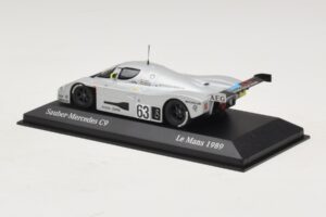 Sauber Mercedes C9 #63 J. Mass / M. Reuter / S. Dickens Winners 24 Hours of Le Mans 1989 Minichamps 1:43 B66041033 Kovina – slika 3 od 5