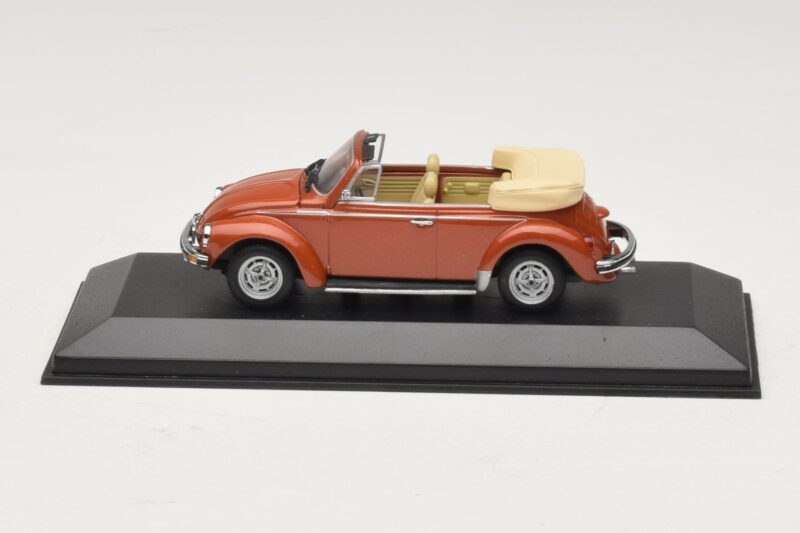 Volkswagen 1200 Kabriolet Hebmuller Rdeč Minichamps 1:43 430052032 Kovina