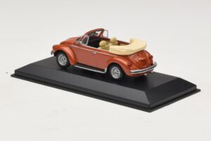 Volkswagen 1200 Kabriolet Hebmuller Rdeč Minichamps 1:43 430052032 Kovina – slika 3 od 4