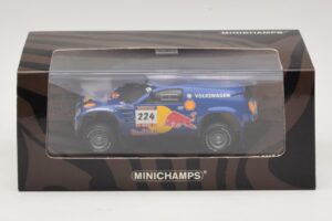 Volkswagen Race Touareg Red Bull #224 B. Saby / Stevenson Dakar Rally 2005 Minichamps 1:43 436045324 Kovina – slika 5 od 5
