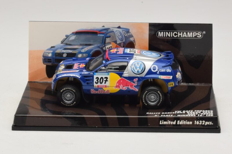 Volkswagen Race Touareg Red Bull #307 B. Saby / M. Perin Dakar Rally 2005 Minichamps 1:43 Volkswagen Race Touareg Red Bull #307 B. Saby / M. Perin Dakar Rally 2005 Minichamps 1:43 436055307 Kovina