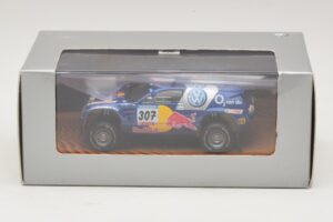 Volkswagen Race Touareg Red Bull #307 Izdaja Za Prodajalce 2005 Minichamps 1:43 7LO099400PD307 Kovina – slika 5 od 5