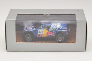 Volkswagen Race Touareg Red Bull #310 Izdaja Za Prodajalce 2005 Minichamps 1:43 7LO099400PD310 Kovina – slika 5 od 5