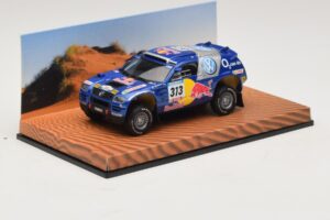 Volkswagen Race Touareg Red Bull #313 Izdaja Za Prodajalce 2005 Minichamps 1:43 7LO099400PD313 Kovina – slika 2 od 5