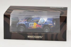 Volkswagen Race Touareg Red Bull #317 Gordon / von Zitzewitz Dakar Rally 2005 Minichamps 1:43 436055317 Kovina – slika 5 od 5