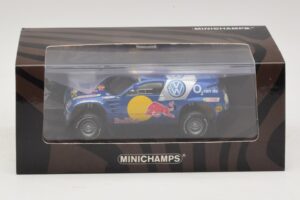 Volkswagen Race Touareg Red Bull Presentation Essen Motor Show 2004 Minichamps 1:43 436045300 Kovina – slika 5 od 5