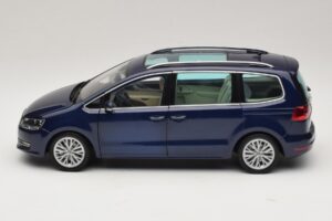 Volkswagen Sharan Blue Metallic Minichamps 1:18 110051000 Kovina – slika 4 od 8