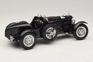 Alfa Romeo 8C Monza Črn Bburago 1:18 3014-P1 Kovina – slika 2 od 6