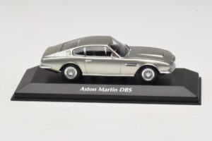 Aston Martin DBS Srebrn Maxichamps 1:43 940137600 Kovina