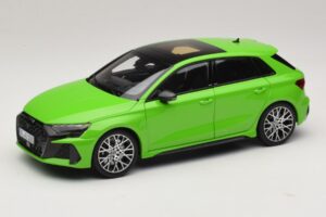 Audi RS3 8Y Sportback Kyalami Green Norev 1:18 188390 Kovina