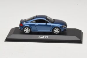 Audi TT 8N Modra Metalik Maxichamps 1:43 940017220 Diecast