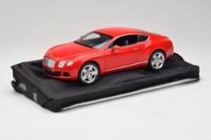 Bentley Continental GT Oranžna Minichamps 1:18 100139922-P1 Kovina
