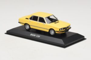 BMW 520 E12 Rumen Maxichamps 1:43 940023001 Kovina – slika 3 od 5