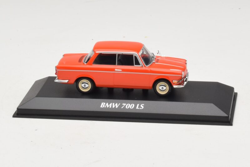 BMW 700 LS Rdeč Maxichamps 1:43 940023701 Kovina