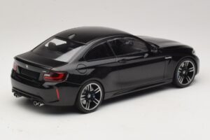 BMW M2 F87 Črna Metalik Minichamps 1:18 155026100 Kovina – slika 2 od 6