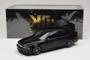 BMW M5 E39 Črn KK-Scale 1:18 KKDC181623 Kovina – slika 6 od 6