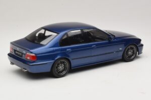 BMW M5 E39 Modra Metalik KK-Scale 1:18 KKDC181621 Kovina – slika 2 od 6