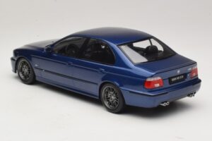 BMW M5 E39 Modra Metalik KK-Scale 1:18 KKDC181621 Kovina – slika 5 od 6