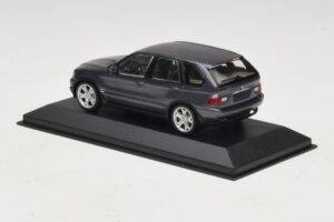 BMW X5 E53 4.4i Siva Metalik Nadomestna Škatla Minichamps 1:43 80420393166-R1 Diecast – slika 3 od 5