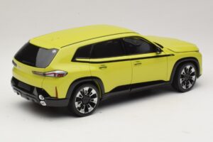 BMW XM G09 Rumen Minichamps 1:18 110023302 Diecast – slika 3 od 8