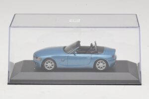 BMW Z4 E85 Svetlo Modra Metalik Nadomestna Škatla Minichamps 1:43 80420144054-R1 Diecast – slika 4 od 5
