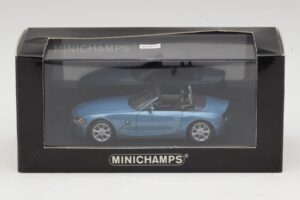 BMW Z4 E85 Svetlo Modra Metalik Nadomestna Škatla Minichamps 1:43 80420144054-R1 Diecast – slika 5 od 5