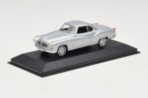 Borgward Isabella Kupe Srebrna Minichamps 1:43 400096031 Kovina – slika 2 od 5
