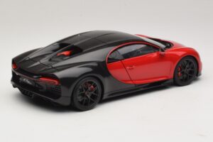 Bugatti Chiron Sport Italian Red & Carbon AUTOart 1:18 70996 Kompozit – slika 3 od 8