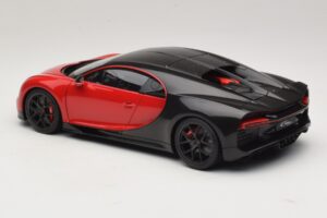 Bugatti Chiron Sport Italian Red & Carbon AUTOart 1:18 70996 Kompozit – slika 7 od 8
