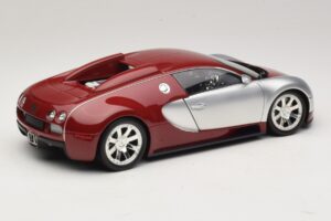 Bugatti Veyron Centenaire Edition Chrome Red Minichamps 1:18 100110851 Kovina – slika 3 od 8
