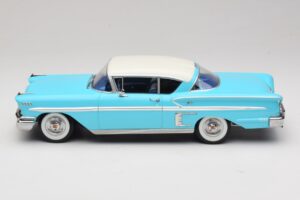 Chevrolet Bel Air Impala Coupe Turkizna & Kremna KK-Scale 1:18 KKDC181593 Kovina – slika 3 od 6