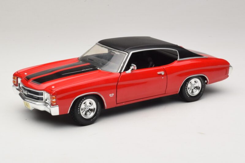 Chevrolet Chevelle SS454 Rdeč Maisto 1:18 31890-P1 Kovina
