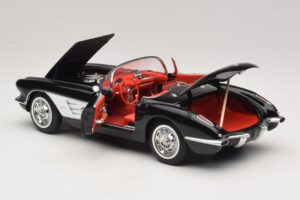 Chevrolet Corvette C1 Tuxedo Black AUTOart 1:18 71142 Diecast – slika 5 od 8