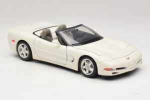 Chevrolet Corvette C5 Kabriolet Bel Bburago 1:18 3076-P1 Kovina – slika 6 od 8