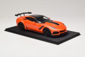 Chevrolet Corvette C7 ZR-1 High Voltage Tint TopSpeed 1:18 TS0147 Smola – slika 4 od 6