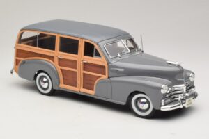 Chevrolet Fleetmaster Woody Siv Maisto 1:18 31854 Kovina – slika 6 od 8