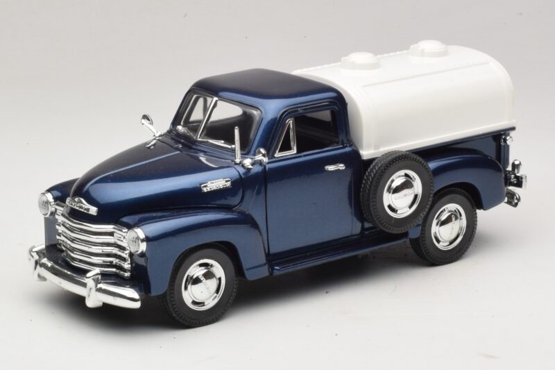 Chevrolet Pickup Moder Mira 1:18 6270 Kovina