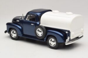 Chevrolet Pickup Moder Mira 1:18 6270 Kovina – slika 7 od 8