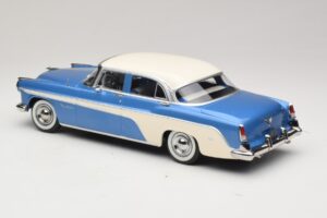 DeSoto Fireflite Sedan Modra Metalik & Kremna KK-Scale 1:18 KKDC181544 Kovina – slika 5 od 6